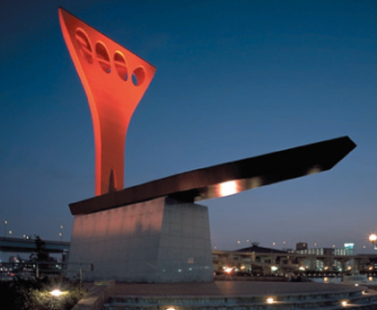 博多港引揚記念碑「那の津往還」の画像1